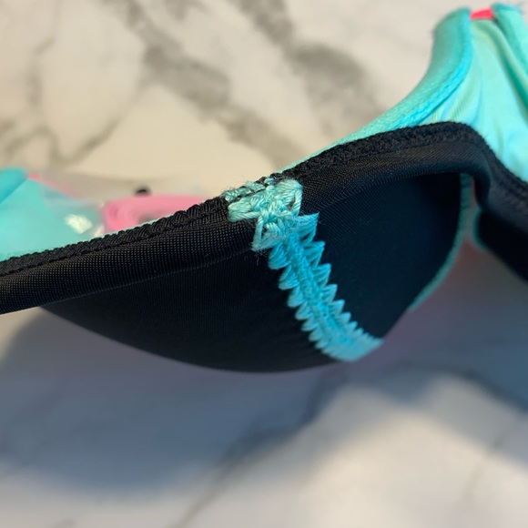 Shade & Shore Bikini Top - Picture 10 of 10